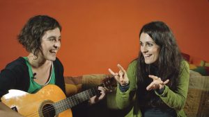 Curso Lengua de Signos para bebés de escuela bitácoras. Los Signos a través de las canciones