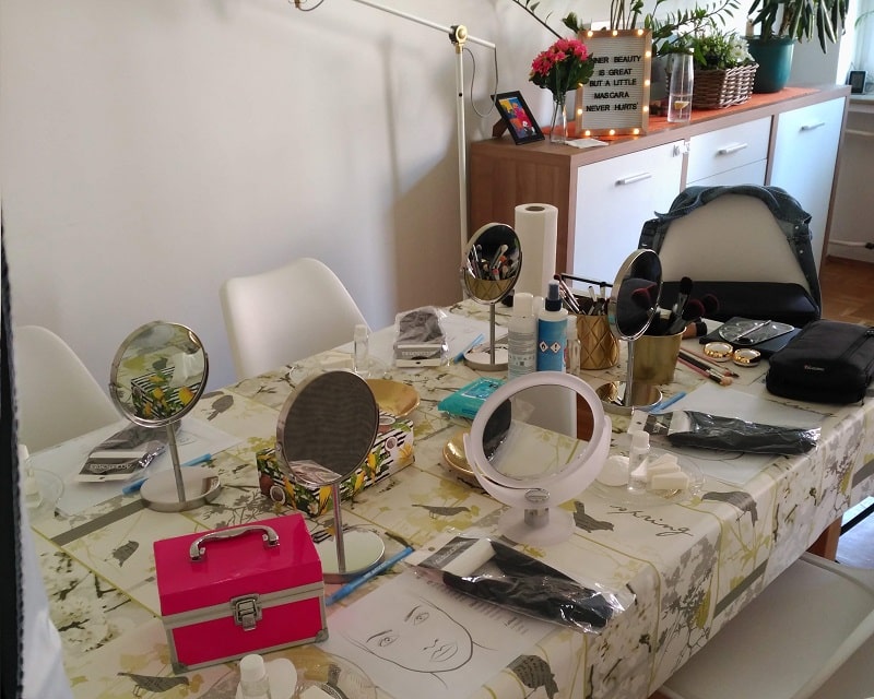 Regalos para emprendedoras: Taller de automaquillaje