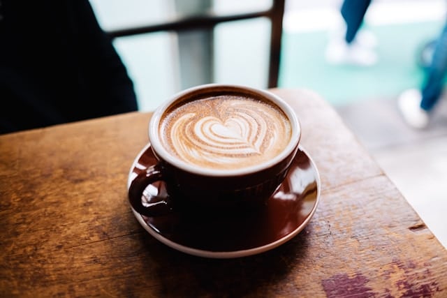 Cuídate y controla tu carga mental para mantener tu bienestar - Autocuidado - Café decorado